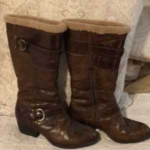 Born brown leather boots size 9